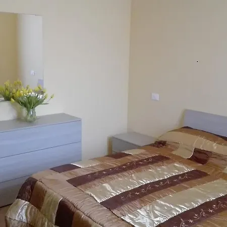 Como Lake Mountain Casa Elena * Магрельо