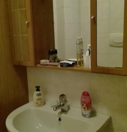 Como Lake Mountain Casa Elena 아파트